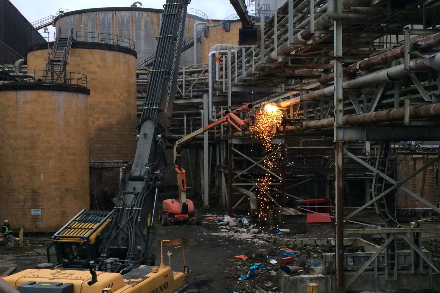 2 - Clearview Demolition - Elk Falls Pulp Mill Campbell River BC - Excavator Demolition